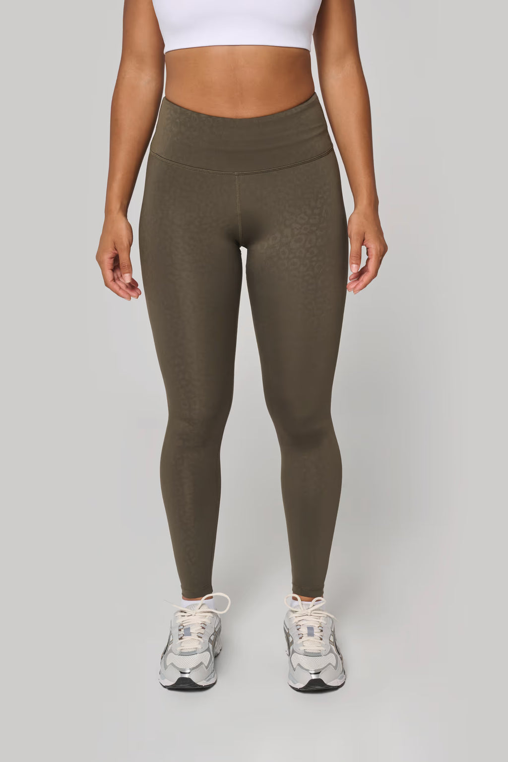 Hose Fitness Leo The Carma Club