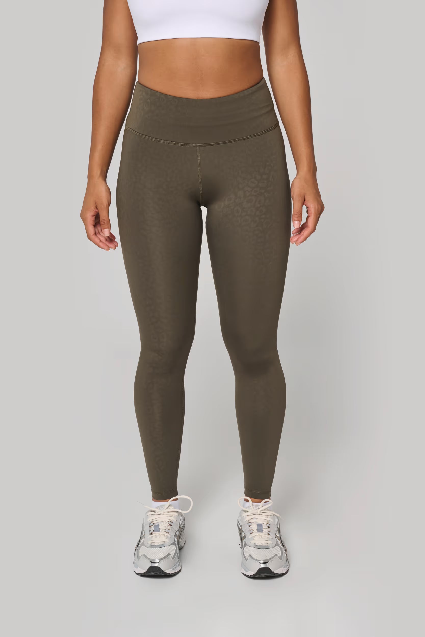 Hose Fitness Leo The Carma Club